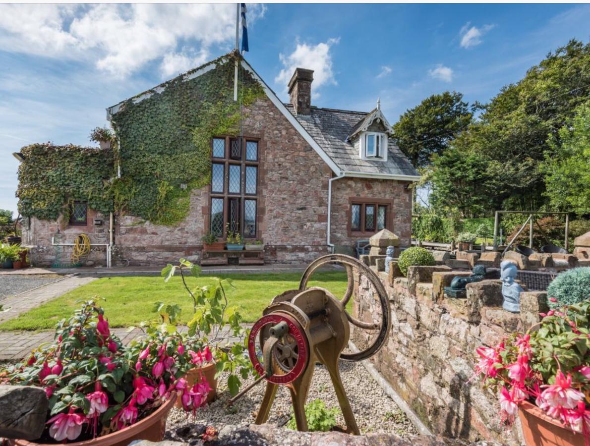 The Old School And Betty'S B&B Whitehaven Luaran gambar
